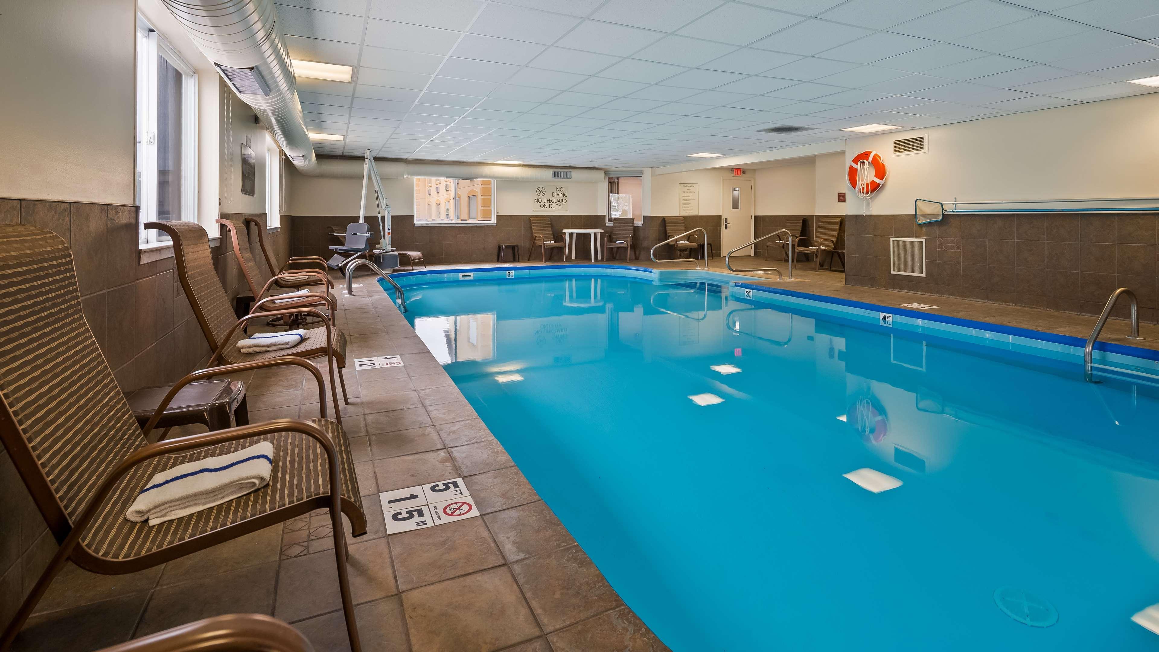 Best Western Елирия Екстериор снимка